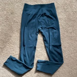 Alphalete Amplify Legging